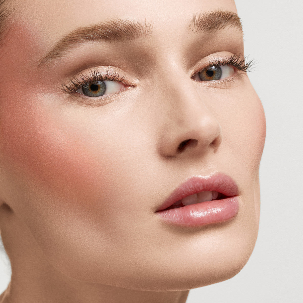 divine-cream-blush-legendary-glow-color-balm-08-08-2023_PMG_Divine_Blush_Anastasia_DDunan_ParadisePeony_Shot_0 Divine Cream Blush: Legendary Glow Color Balm