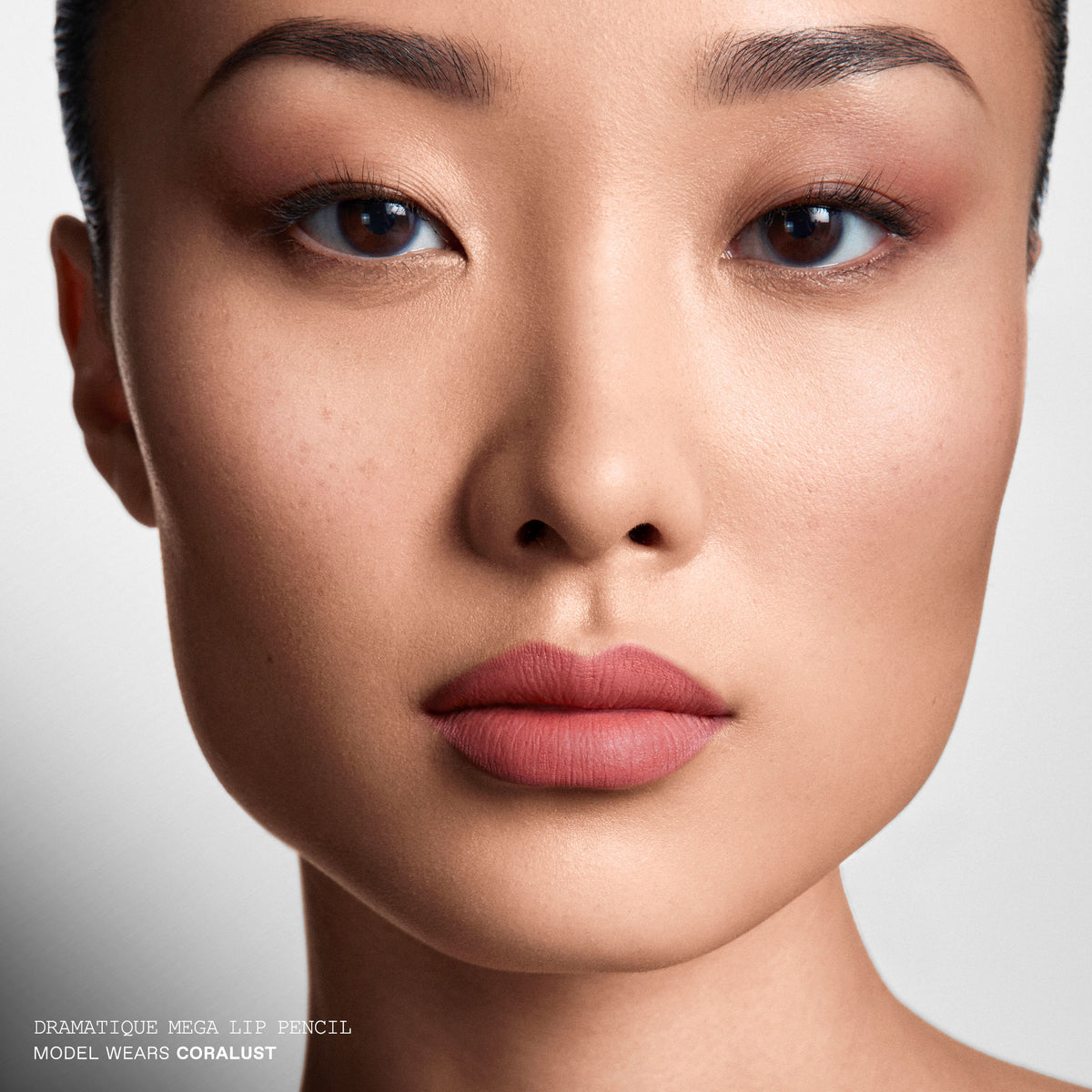 dramatique-mega-lip-pencil-artistry-duo-140-140-PMG_LIP_Dramatique_MegaLipPencil_PDP_2000x2000_Arah_Coralust_b Dramatique Mega Lip Pencil Artistry Duo
